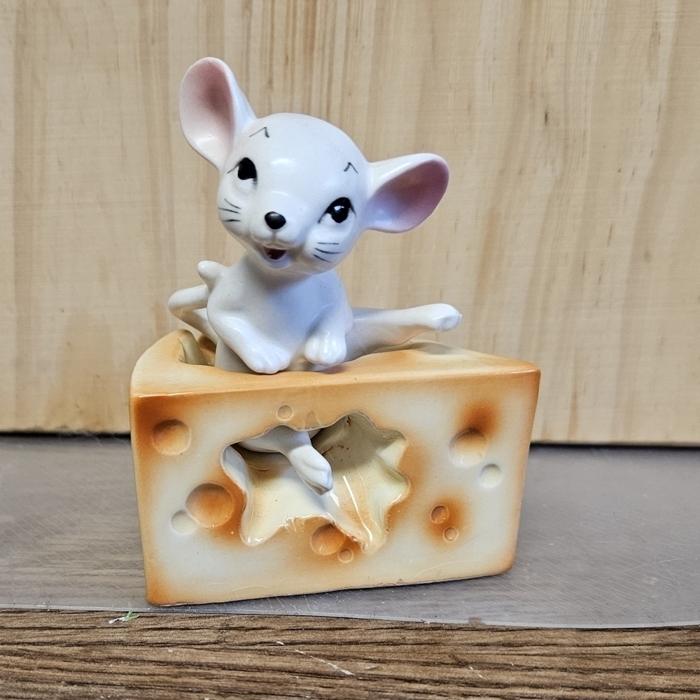 Vintage Lefton Cheese and Mouse Salt and Pepper Shaker